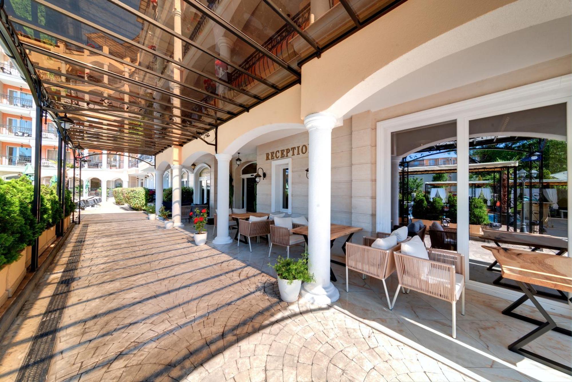 Avenue Deluxe Hotel Sunny Beach Esterno foto