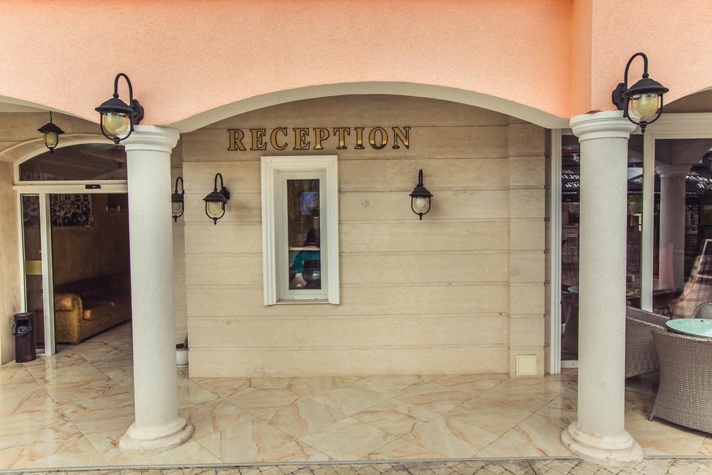 Avenue Deluxe Hotel Sunny Beach Esterno foto